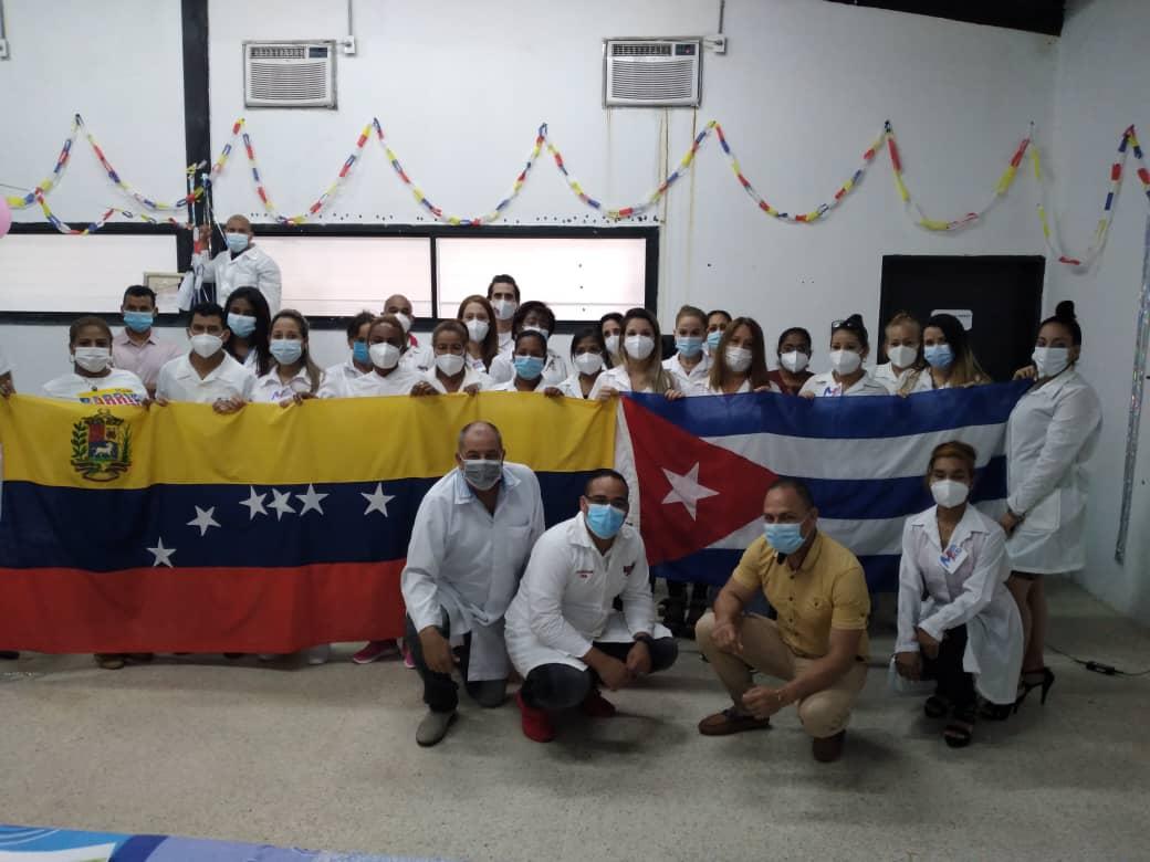 RuizYumey's tweet photo. El trabajo más productivo es el que sale de las manos de un hombre contento. CDI Castillito , Estado Bolívar. 
FELIZ 1° DE MAYO
@CastillitoCdi 
@Cubacooperabol2 
@yordan_acanda 
@AdanVillavicen5 
@calimano_ramon https://t.co/uvTiLWAEq2