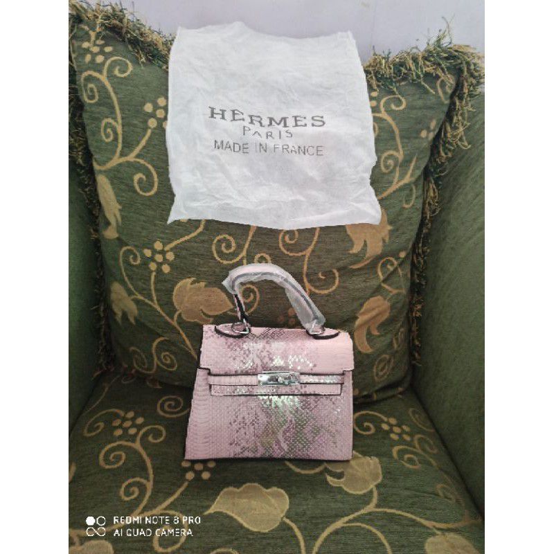 Saya menjual Sale!!! Tas impor mu... seharga Rp125.000. Dapatkan di Shopee sekarang! shopee.co.id/aixrose/336247… #ShopeeID