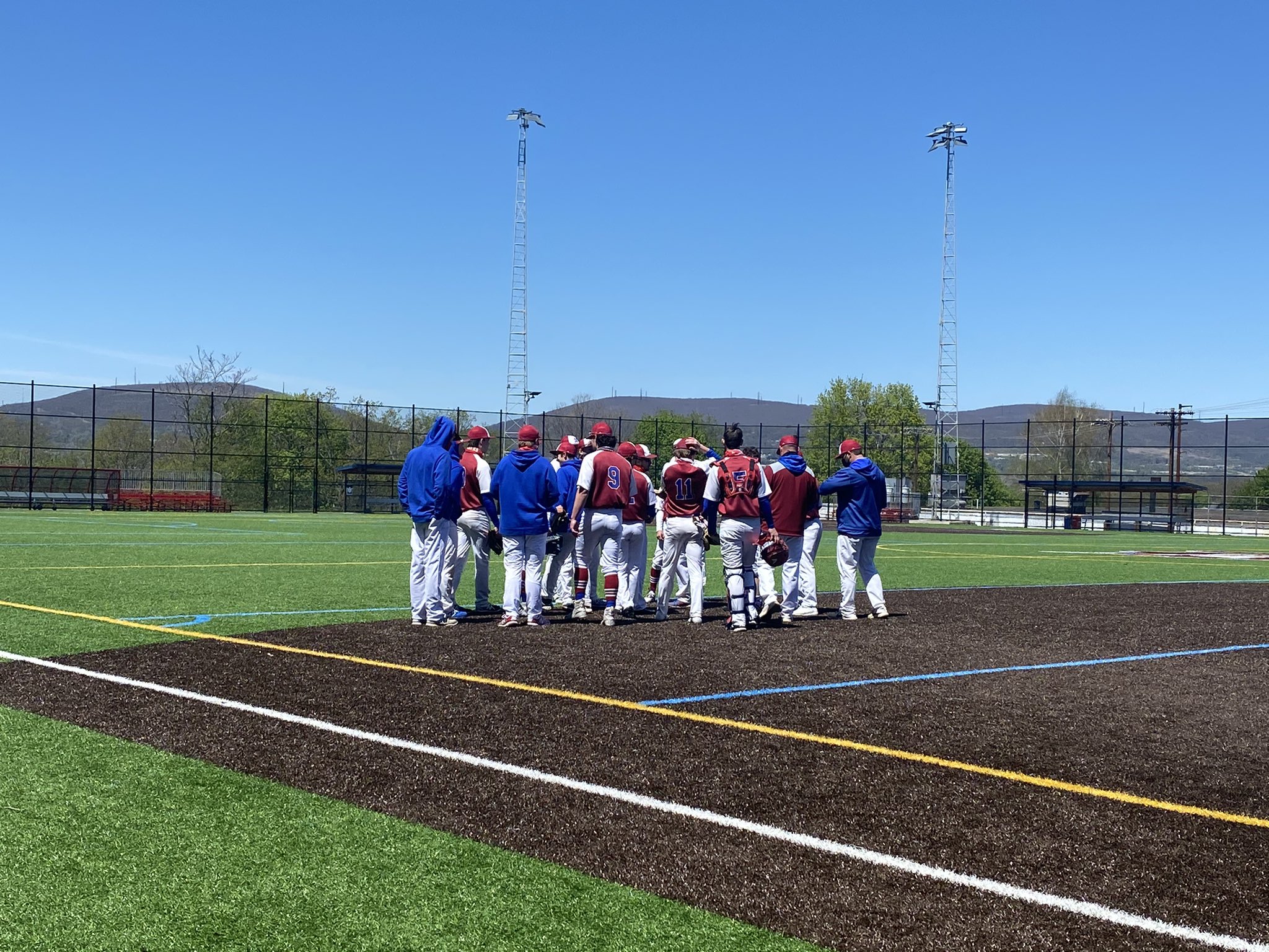 Bucks Live Tweeting on Twitter "The Dunmore Bucks rallied from a 50