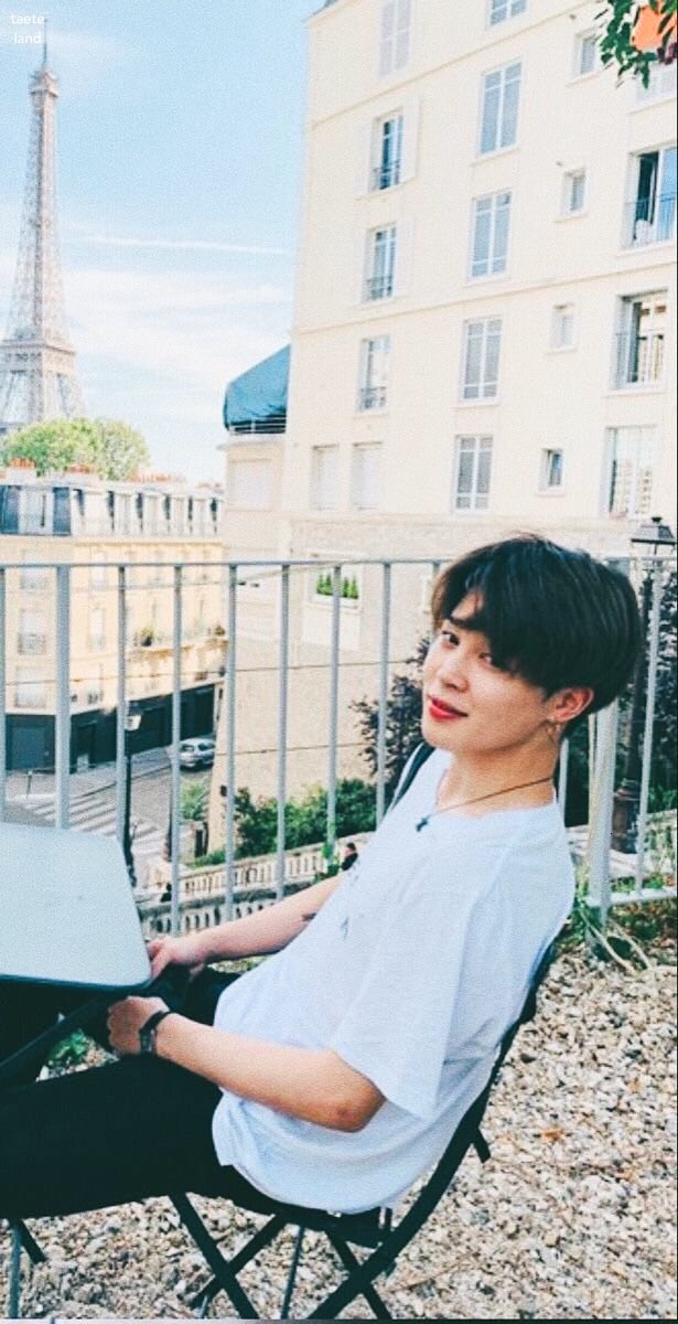 Park Jimin — Today Was A Fairytale can you feel this magic in the air?it must have been the way you kissed mefell in love when I saw you standing there,it must have been the way,today was a fairytale time slows down,whenever you’re around