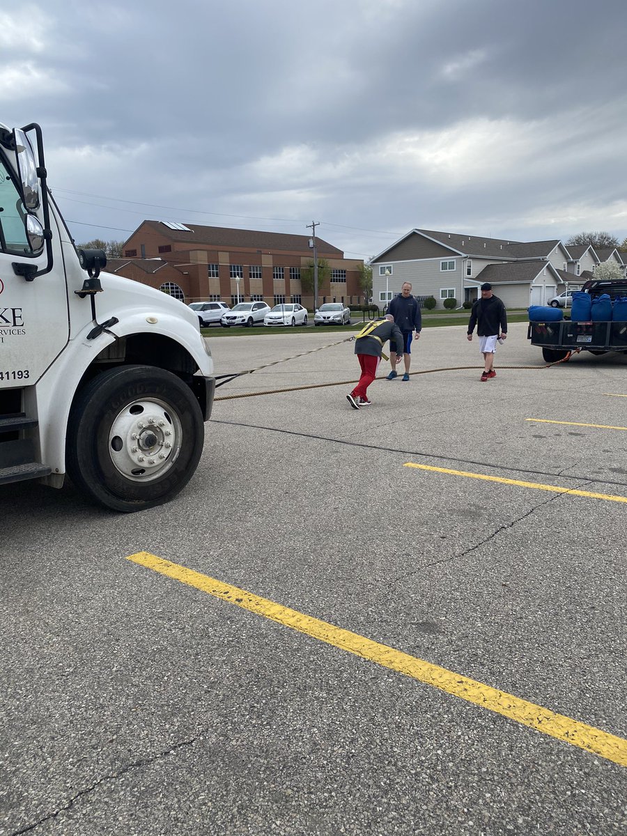 RogerHillJr's tweet image. #strongmantraining was awesome today...we did some truck pulls and it was humbling to say the least 🏋️‍♀️💪. Sandbags were kind of tough because I was wiped out from the Truck Pulls 😀 I so Love that God put me with this group of people to do Strongman Training at O-Town Iron