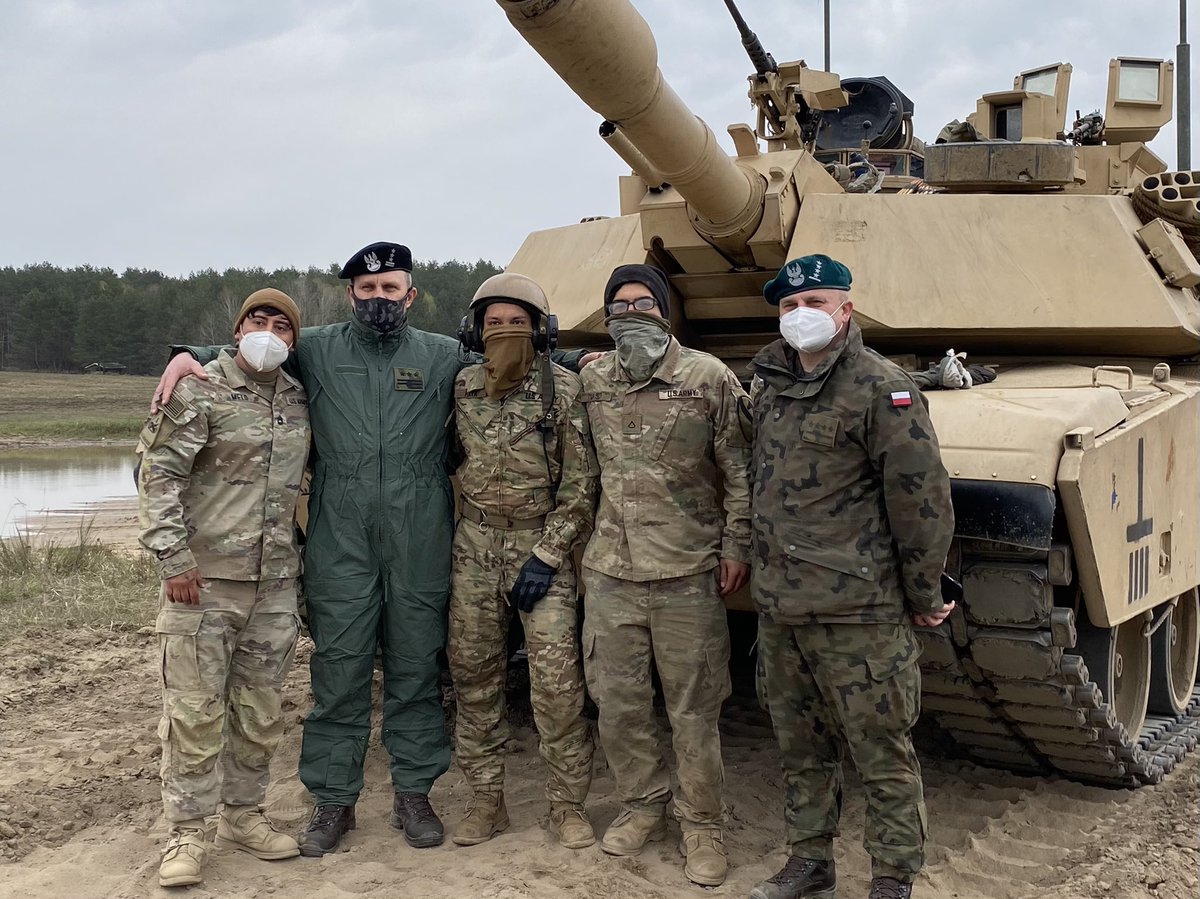 1stSQDN7thCAV's tweet photo. How do you build #interoperability? You shoot tanks together!
COL Gmurski (Polish Army Garrison Commander - DPTA) joins us at the tank range!
#TroopersFirst #StrongEurope #AtlanticResolve #StrongerTogether #PeopleFirst #PhantomLethal #IRONHORSE #GarryOwen #FirstTeam https://t.co/5uEGrnscBA