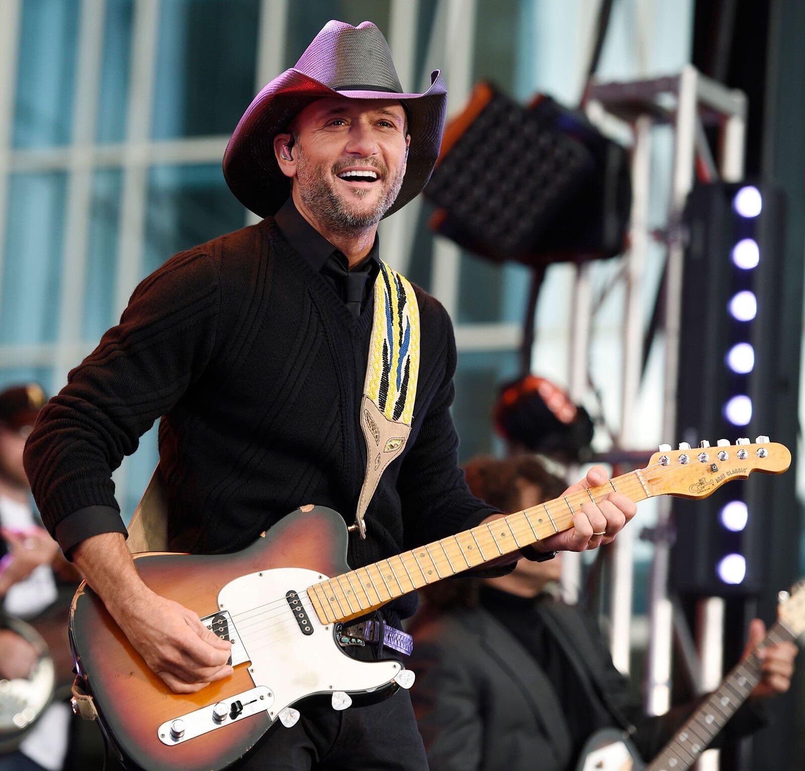 Happy birthday to American singer, actor, guitarist, and record producer Tim McGraw, born May 1, 1967. 