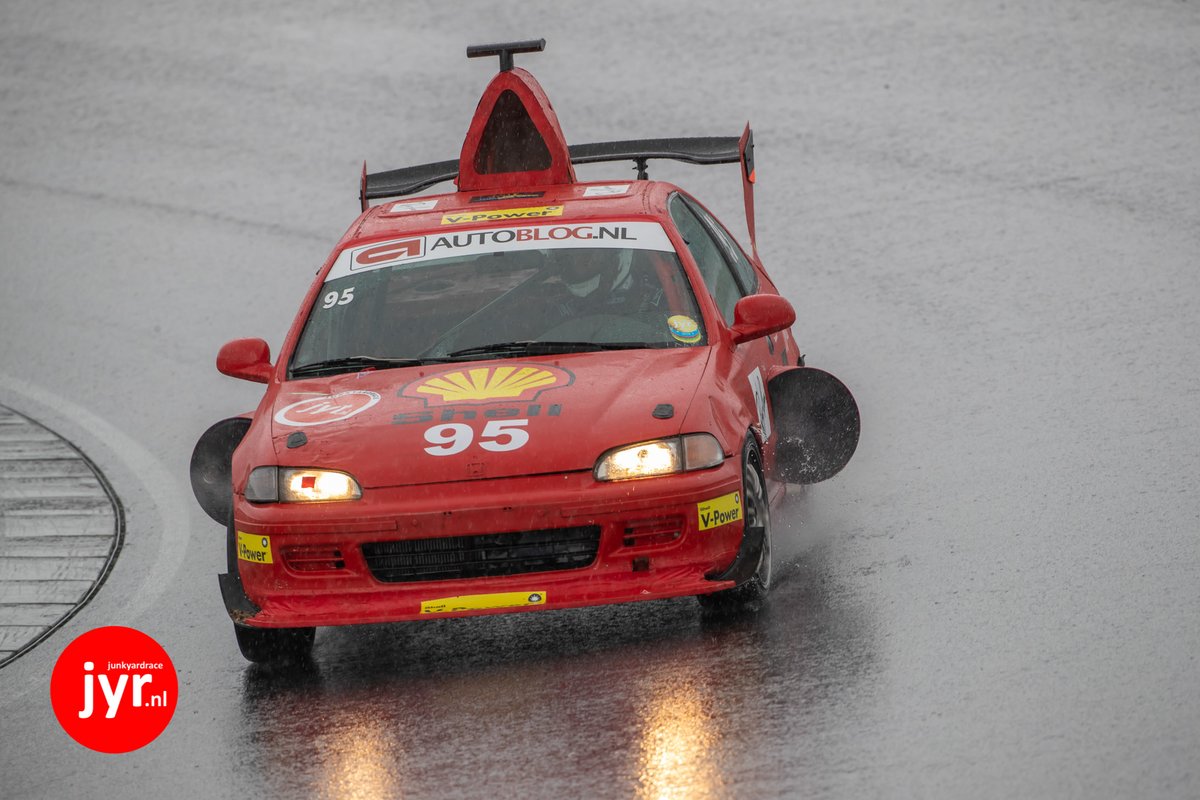 De foto's van de Formule 1 race op Circuit Zandvoort staan online! Vroem vroem, Ferrari op maximale snelheid! kijk snel in de gallerij op onze website. #jyr #f1 jyr.nl
