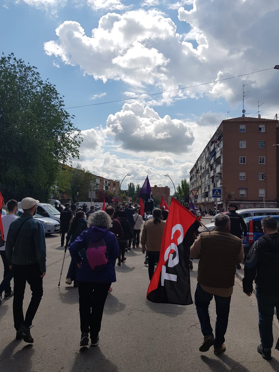 cgthenares's tweet photo. Gran día en Alcalá de Henares. Por primera vez se realiza una manifestación el 1° de Mayo. https://t.co/DABIbFdoLX