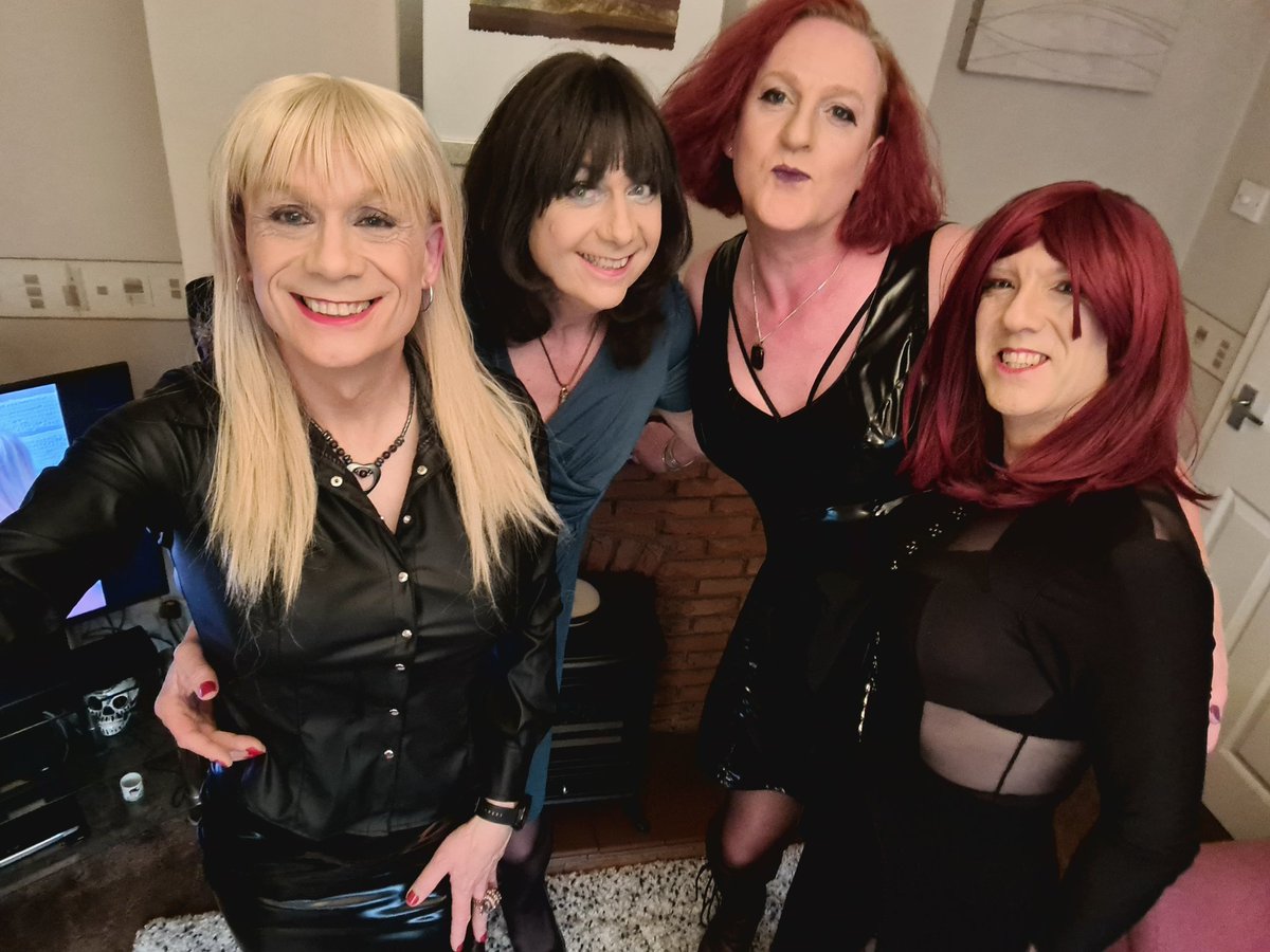 𝓜𝓲𝓼𝓽𝓻𝓮𝓼𝓼 𝓙𝓸𝓭𝓲𝓮 𝓜𝓪𝔂🔞🏳️‍🌈NSFW on Twitter "I'm not in B32 🤣…