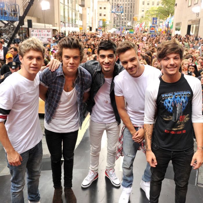 kissyfratrry's tweet photo. pictures of one direction that make me feel safe -🧵 https://t.co/QLbJoOKMw6
