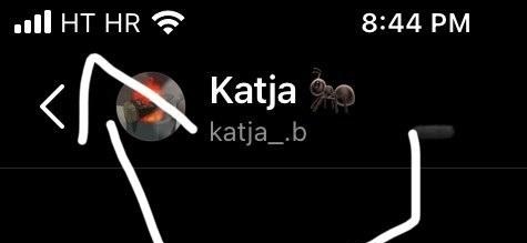 katyonmoon's tweet photo. ‼️IPHONE USERS‼️

my friend is asking how to do that it says what time is it on the left side and not in the middle

(idk how to explain thin in english) https://t.co/wupMkTNEYK