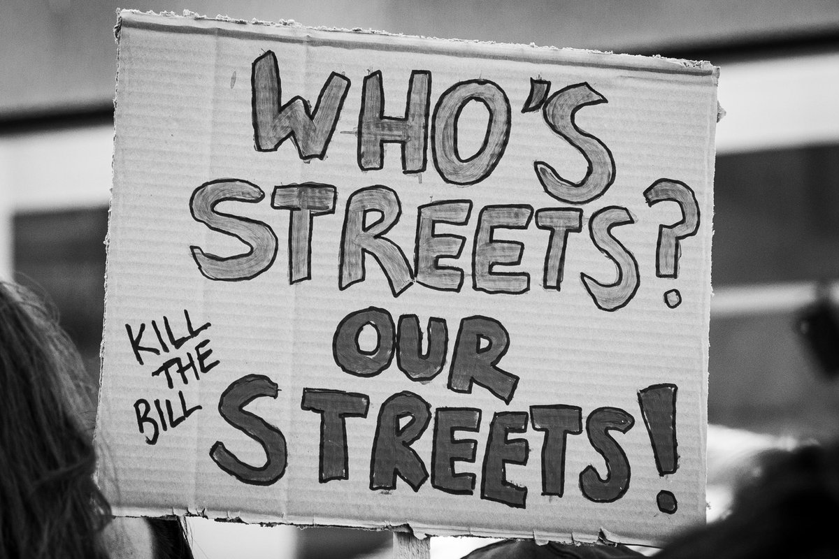 jazaminsinclair's tweet photo. Protest against the Police, Crime, Sentencing & Courts Bill, Liverpool, 1st May, 2021
.
#KillTheBill #KillTheBillProtest #PCSCbill #PoliceCrackdownBill #RightToProtest #FreedomToProtest #ToriesOut #Liverpool https://t.co/ZvkXjgs21j