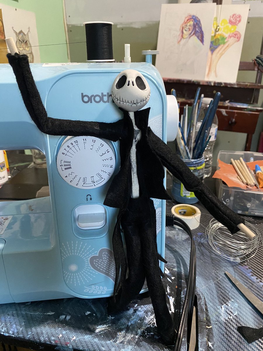 On my art desk tonight, I’m making this lil guy for someone. (He is &40.00 if anyone wants one). He comes in one of 3 outfits

#JackSkellington #NBC #NightmareFamily #NightmareBeforeXmas #ArtsOfAshes #art #ArtistOnTwitter #artshare #animation