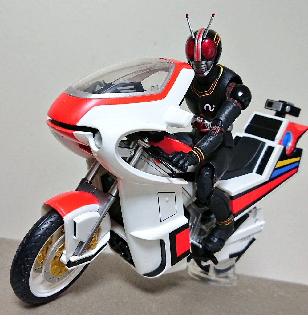 真骨彫 仮面ライダーブラック バトルホッパー レビュー】S.H.Figuarts バトルホッパー（仮面ライダーBLACK SUN）