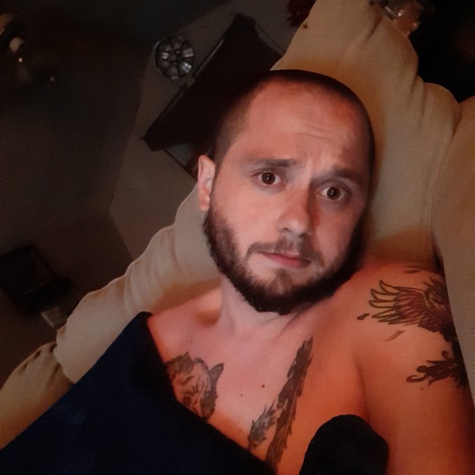 #NewProfilePic https://t.co/fjoiyrgw6b<a href="/tag/newprofilepic"class="tags">#NewProfilePic</a>