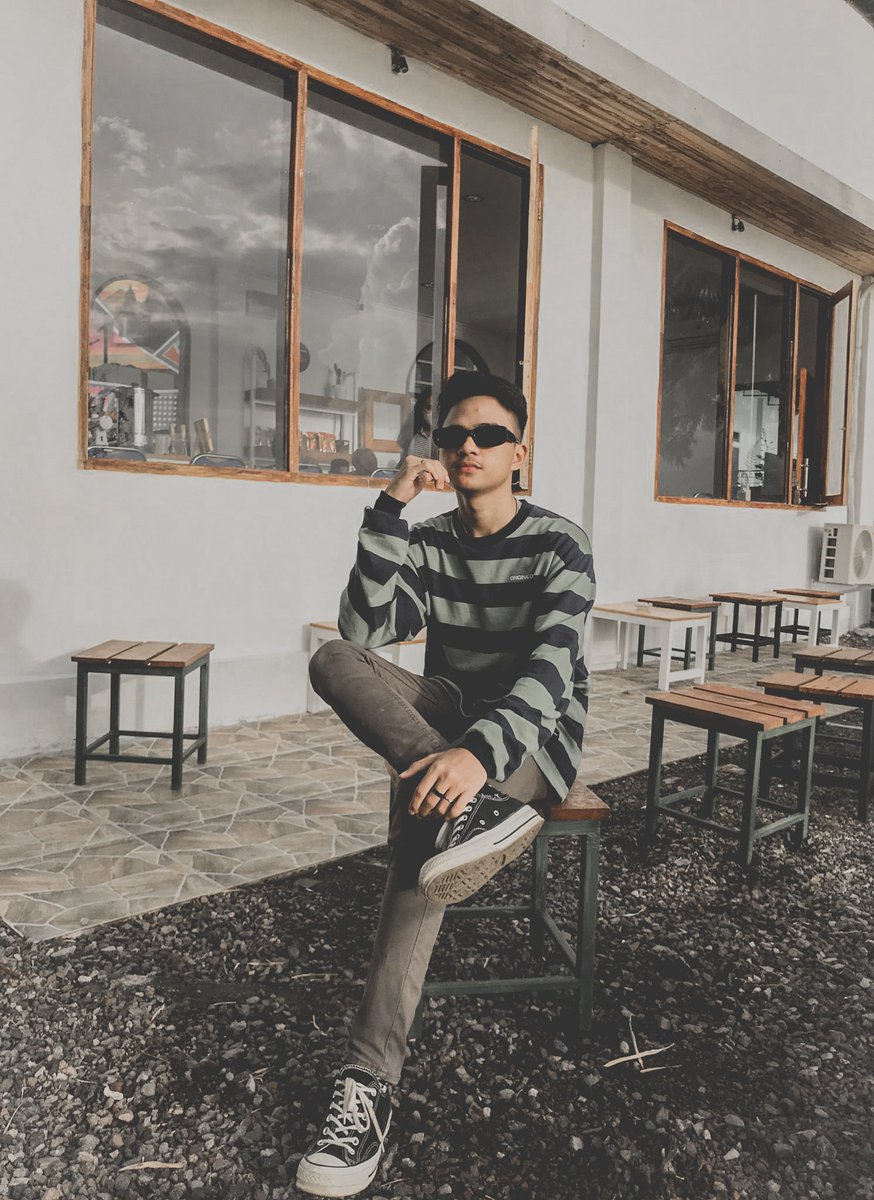 dudidam__'s tweet photo. @mlekminkk Nih lagi ya wkwk✌ https://t.co/iqGa8W5ZI6