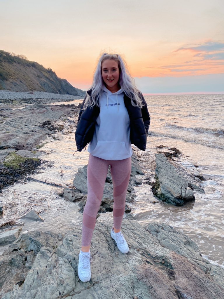 Cleo Yeomans tweet media