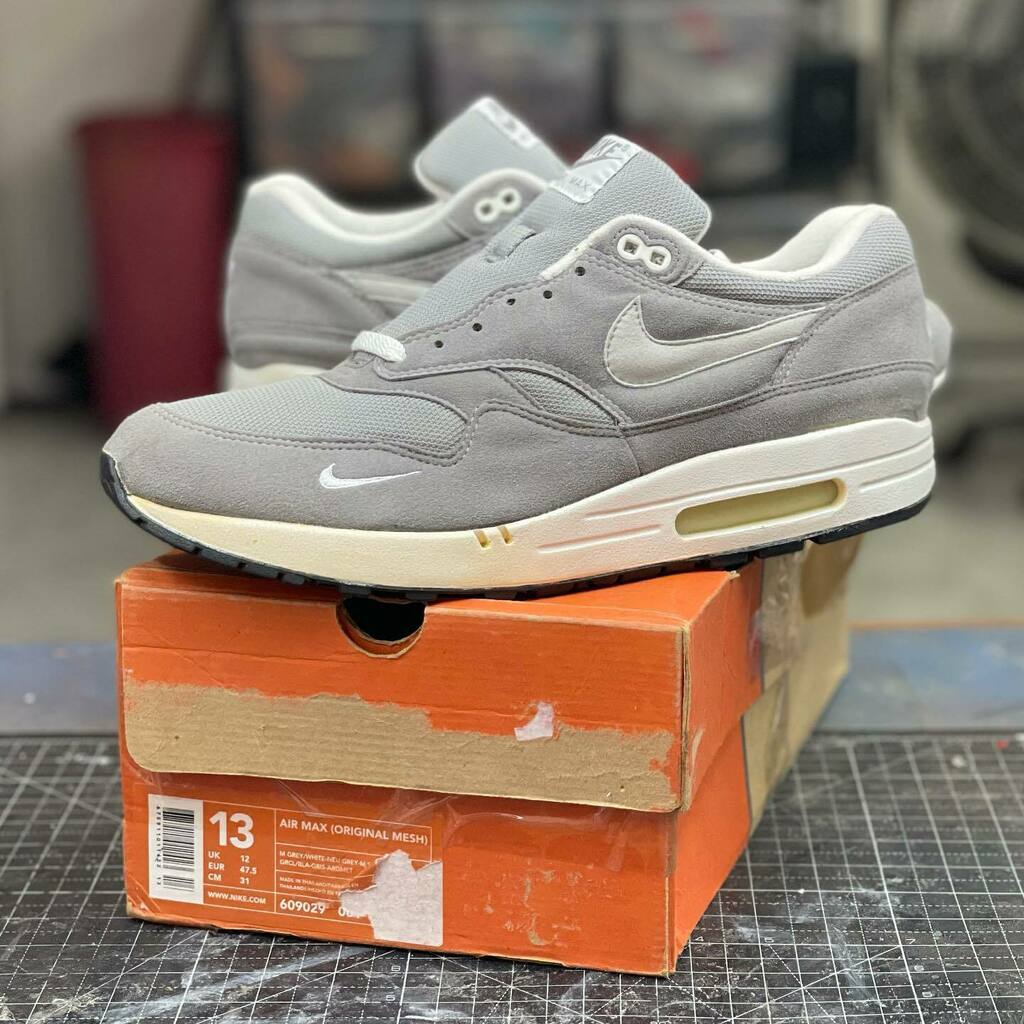 Dank Co. on Twitter: "Haven't post a up in a while. This one from dawg! @teamdecade coming with the belated gift. Nike Air Max 1 Original Mesh Grey '