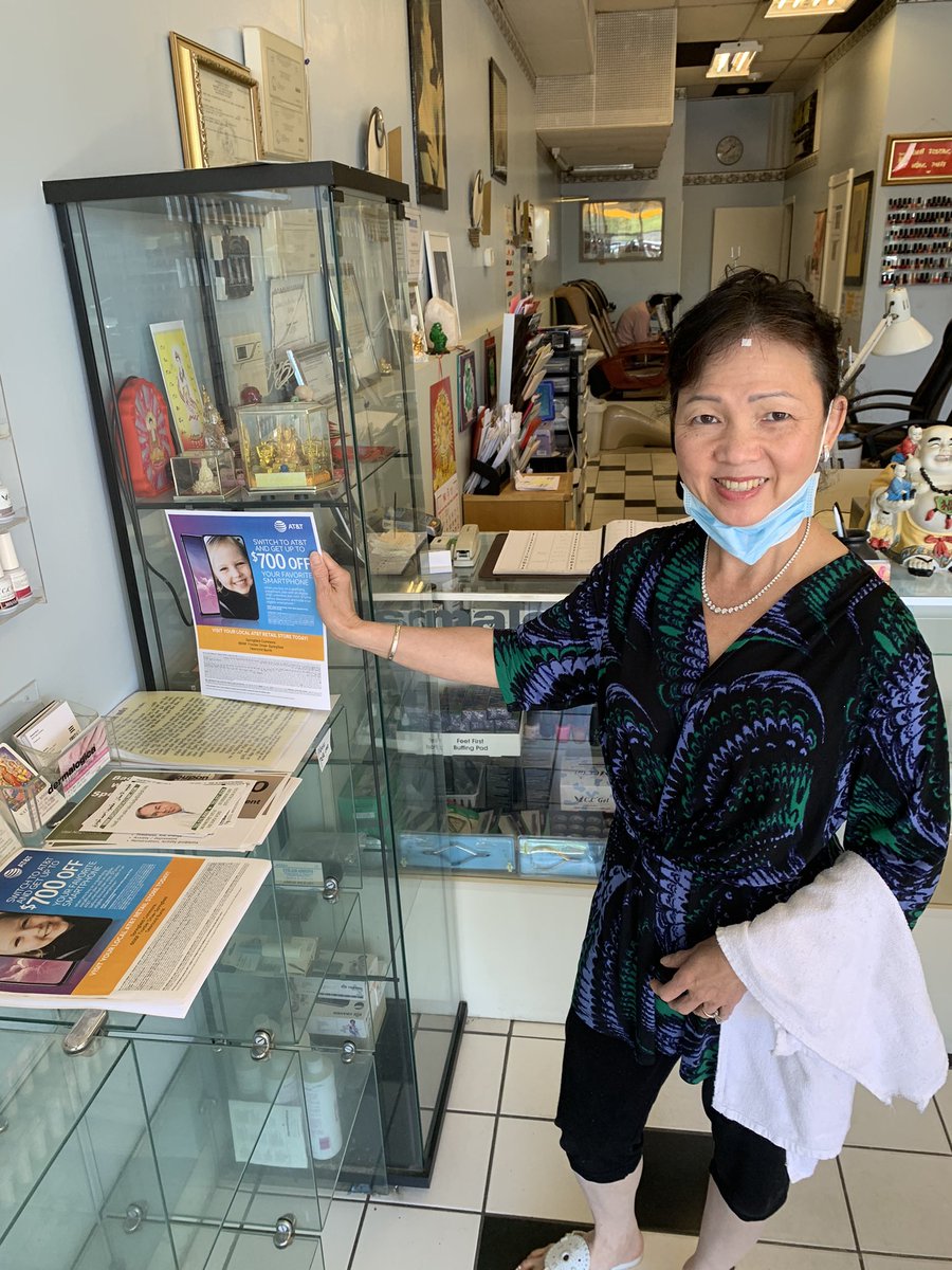 desmond_burris's tweet image. Today was a good day to get out and get new business. @404girl @DaleB1 @VinceLeaks @King_JMontano @JAlbures #switchoversaturday #winlocal #TheRoyalVault