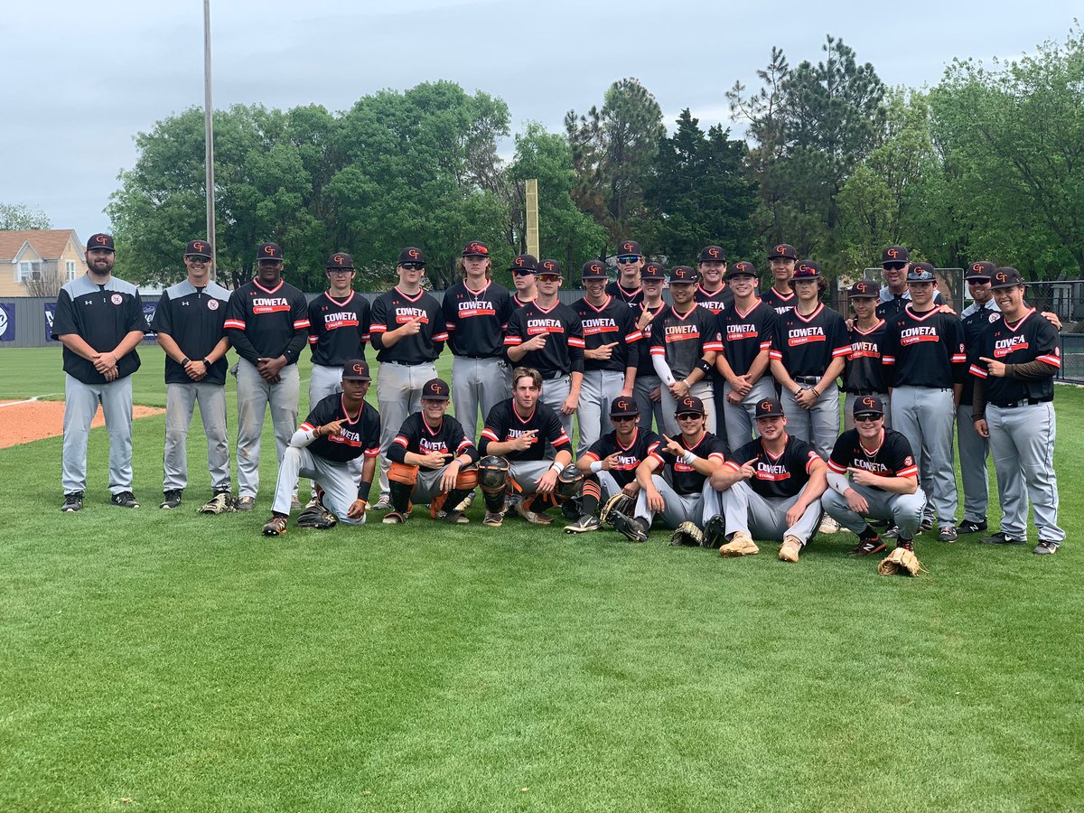 Your 2021 5A district 3 champs, The Coweta Tigers!!!