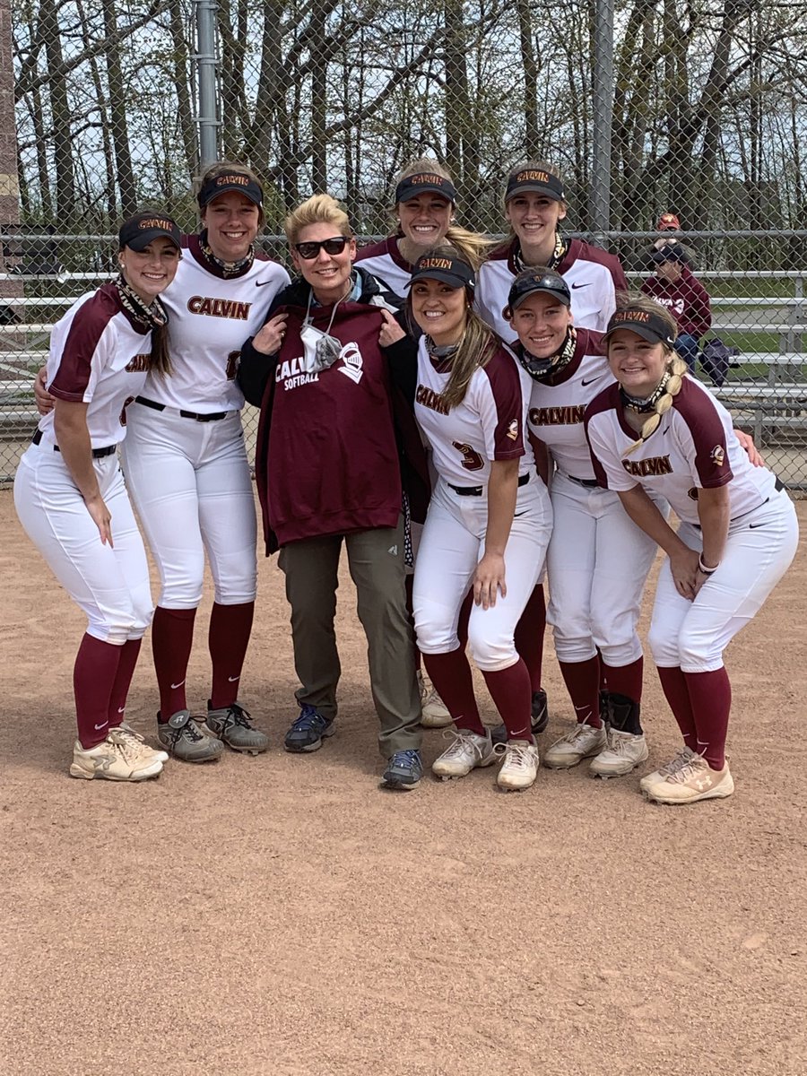 MeynNancy's tweet photo. ⁦@CalvinSoftball⁩ ⁦@CalvinKnights⁩ These seniors have had a heck of a ride and helped to make Calvin Softball a force to be reckoned with. Thank you!  You will be missed. From one old Calvin Softball Alum to you almost alums, we are Calvin Knights forever! https://t.co/tdc06sEGaY
