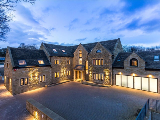 Who's moving into my Streamhouse with <a href="/sythslash/">Johnny</a> ?
*ᴾʰᵒᵗᵒ ᶠᵒʳ ʳᵉᶠᵉʳᵉⁿᶜᵉ, ʳᵉᵃˡ ᵐᵒᵈᵉˡ ⁱˢ ᵐᵘᶜʰ ᶠᵘᶜᵏⁱⁿᵍ ˢᵐᵃˡˡᵉʳ*