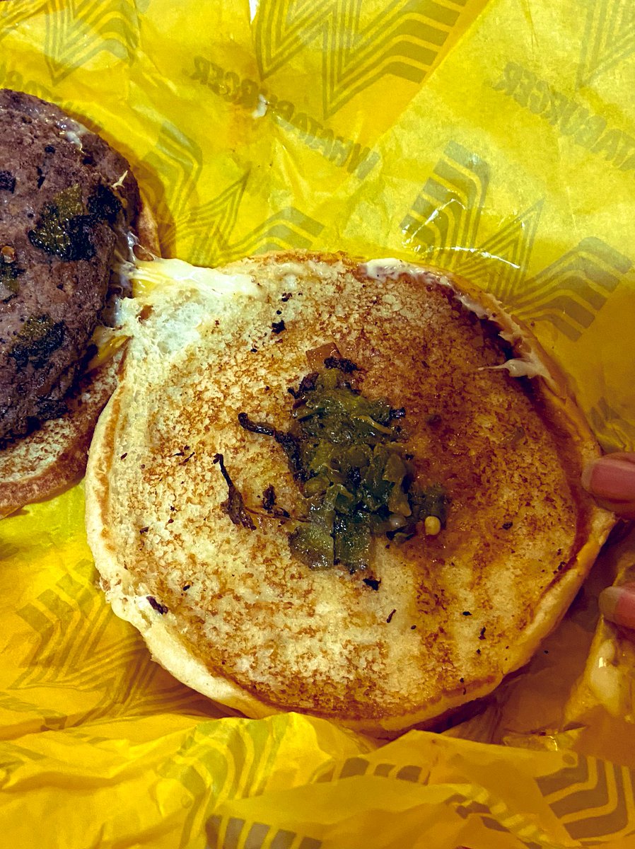 Your green chile burger <a href="/Whataburger/">Whataburger®</a>  🤦🏼‍♀️