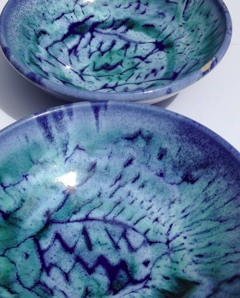NMPottery's tweet photo. Beautiful dishes for outside living, £30, free UK delivery. Contact https://t.co/taG5GL8m3i https://t.co/i3kjUJmF0f