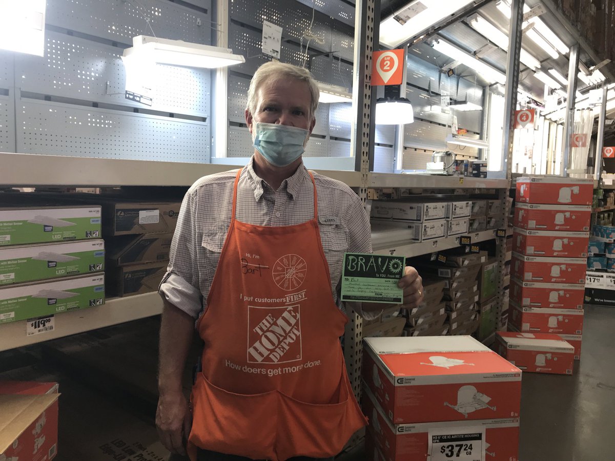 Great job to Bart and Luci showing how to take care of our  customers with G.E.T.  behaviors.  Well done!