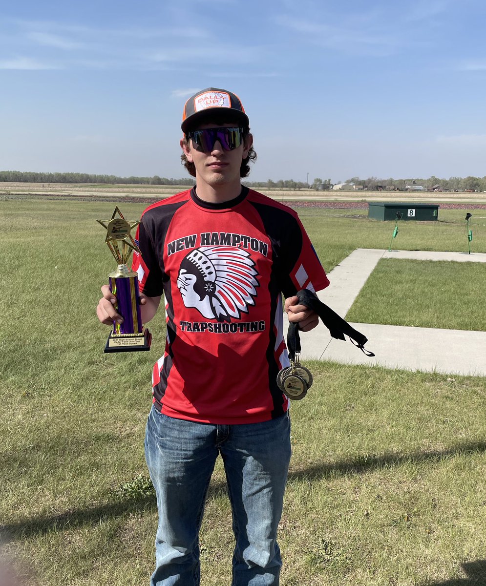 nhtrapshooting's tweet photo. Great day today at Cedar Falls! Brought home the hardware! 
Red 1st, Black 2nd, White 5th
Ladies- Kayla Holschlag 1st, Tori Bearman 3rd
Men- Dwight Schwickerath 1st, Gavin Rings 3rd, J Hackman 5th, Isaak Schwickerath 6th (winner of shoot off) https://t.co/raPBRNr0zL