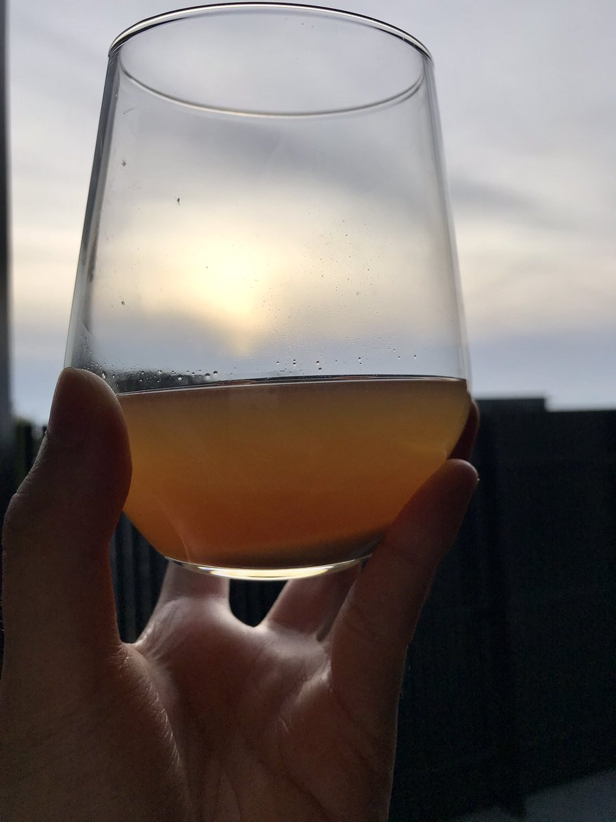 nvr_love's tweet photo. Homebrewed Mandarin Galaxy Pale Ale! https://t.co/44KsTsq3NQ