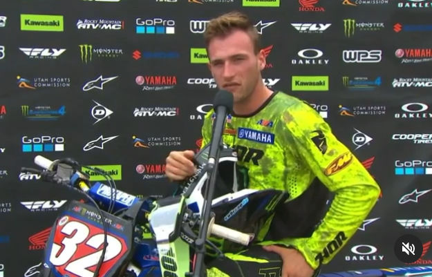 NEWSMotoEC's tweet photo. #250SX W - Justin Cooper de Yamaha lidera la Clasificaciรณn Combinada y se lleva la pole de la costa Oeste
#SaltLakeCitySX 2 #NewsMotoEC #SLCSX 2 #SupercrossLive https://t.co/O6KJig6UqC