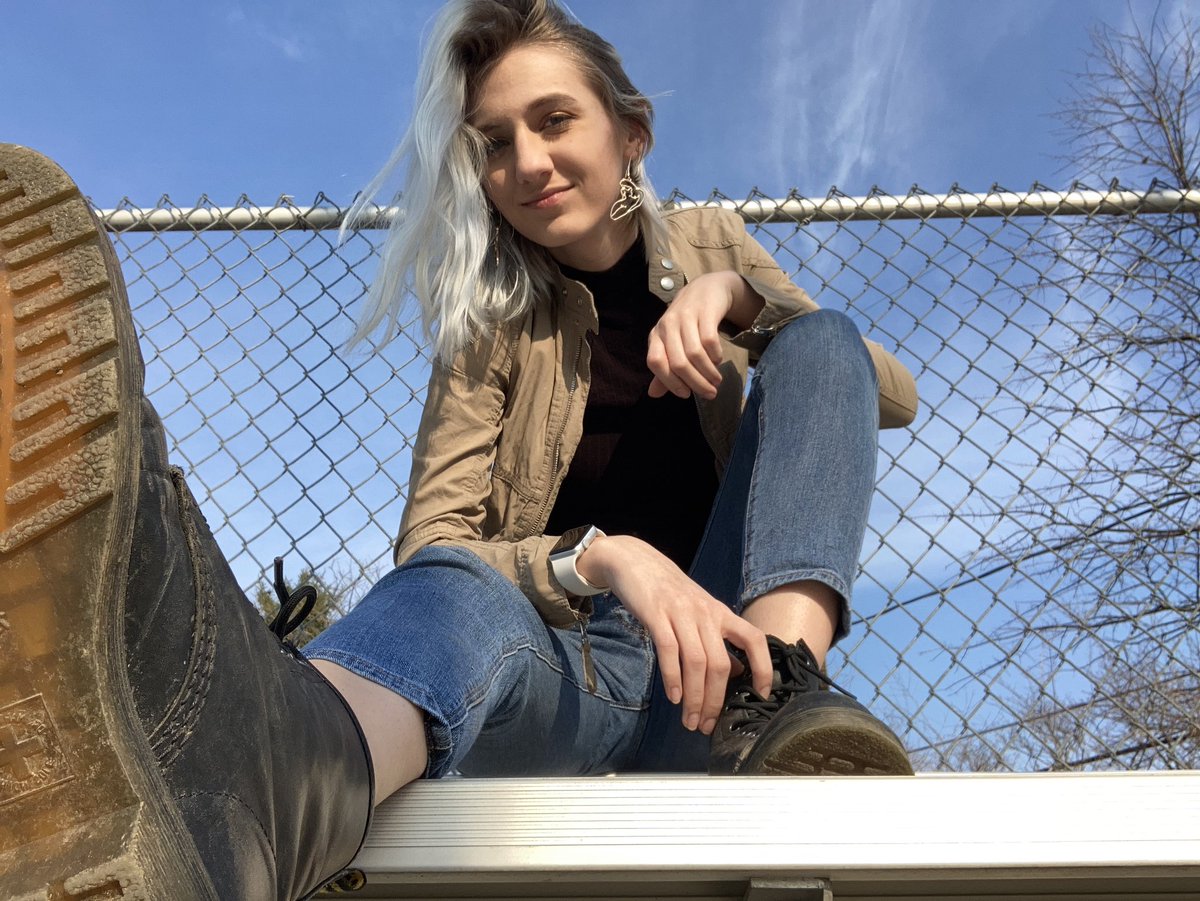 ZoeSArtProjects's tweet photo. @lettershoppe Hiii Im Zoe! Im an xs/s and im madly in love with the hail pizza shirt!(even if im not selected ill most likely buy it your designs are so cool!) Ive done some modeling for friends/family but nothing professional. https://t.co/XooTzJk56x