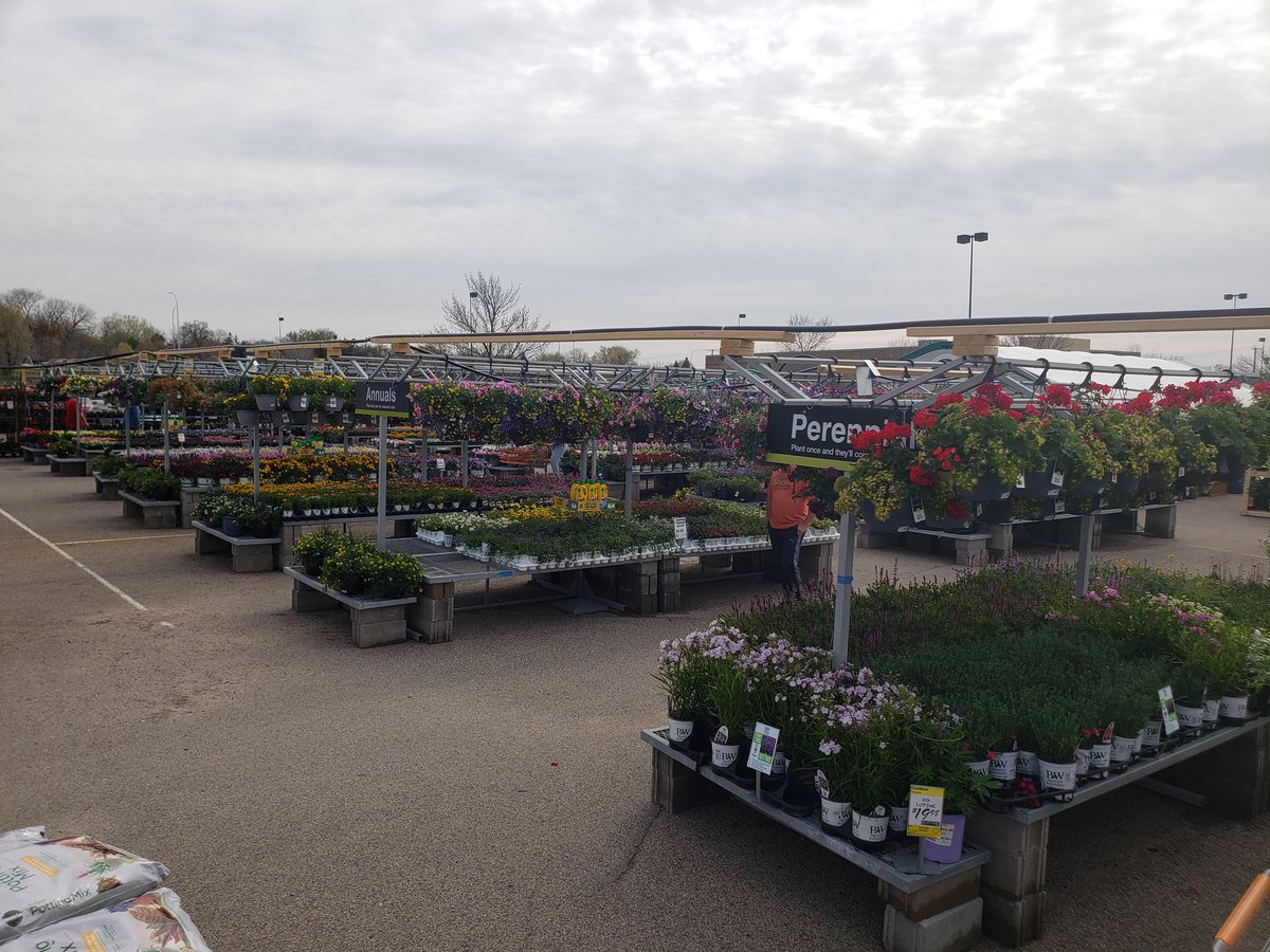 Matt Jordan (@mattjordanhd) on Twitter photo It's a beautiful day at store 2801! Huge thanks to our Natural Beauty vendors for getting us ready for an awesome weekend @hdjeff2001 <a href="/belford_melissa/">Melissa Beth Belford</a> <a href="/BurroughsPaul/">Paul Burroughs</a> It's a beautiful day at store 2801! Huge thanks to our Natural Beauty vendors for getting us ready for an awesome weekend @hdjeff2001 <a href="/belford_melissa/">Melissa Beth Belford</a> <a href="/BurroughsPaul/">Paul Burroughs</a>
