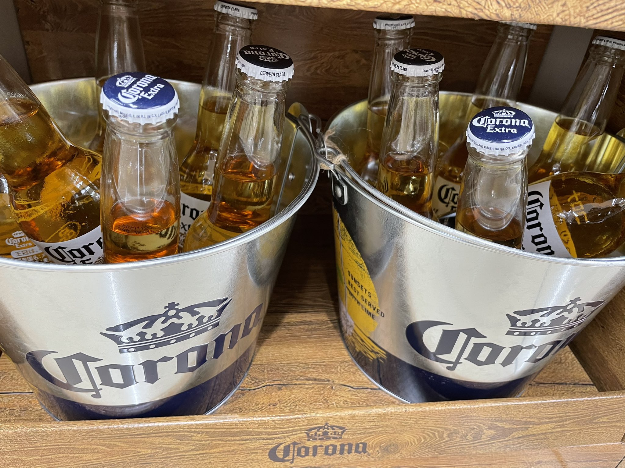 Aki コロナビール バケツ買いwww ビールには罪は無い T Co J1qoqjjo7p Twitter Aki コロナビール バケツ買いwww ビールには罪は無い T Co J1qoqjjo7p Twitter