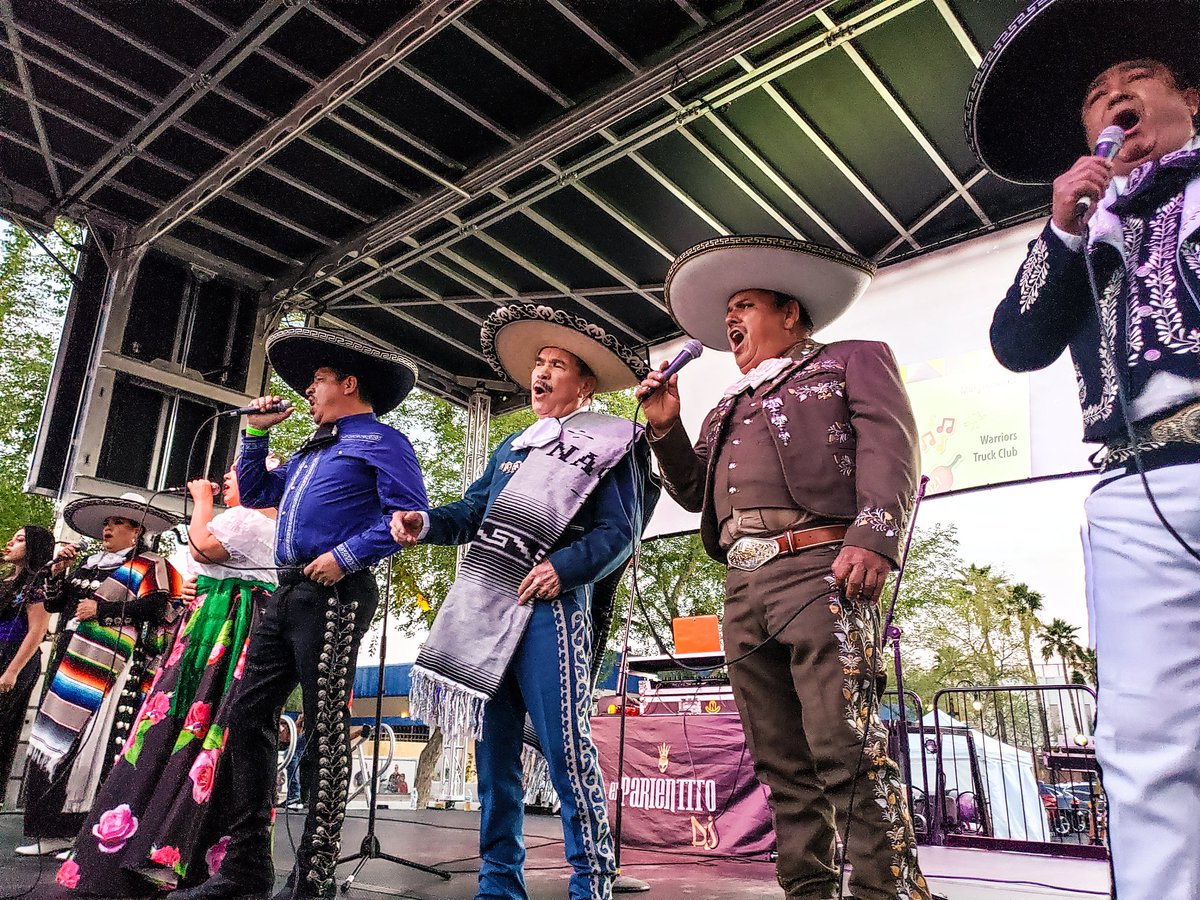AZAvondale's tweet photo. Thank you to everyone who came out to Avondale Fiesta in Old Town tonight!
#avondalelovesyou #DiscoverAvondale #facesofAvondale #AviAz https://t.co/RtzgNkViVq