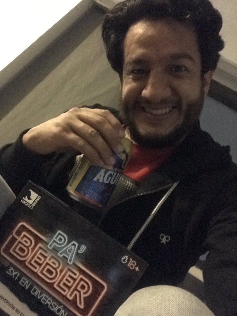 valdehc's tweet photo. A jugar!!! #PaBeber https://t.co/mugJ6ZM9Cx