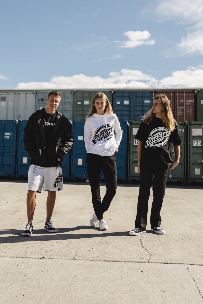 Combo outfit bersama kawan-kawan selama akhir pekan

#Dickies #Dickiesindonesia #Dickiesworkwear