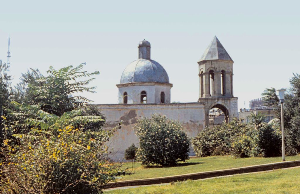 Here are some pictures of  #Baku's  #Armenian Church of the Holy Mother of God during the late soviet era.