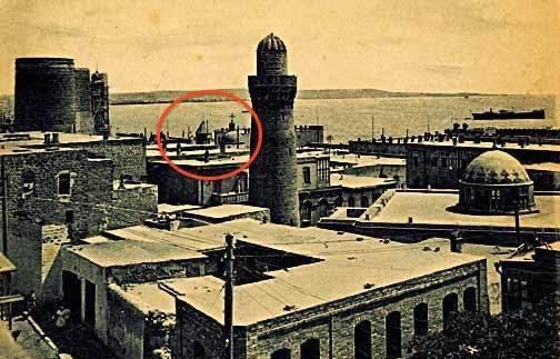 You can see the  #Armenian Church of the Holy Mother of God again here in the late 19th and early 20th centuries, standing next to  #Baku's infamous  #MaidenTower.