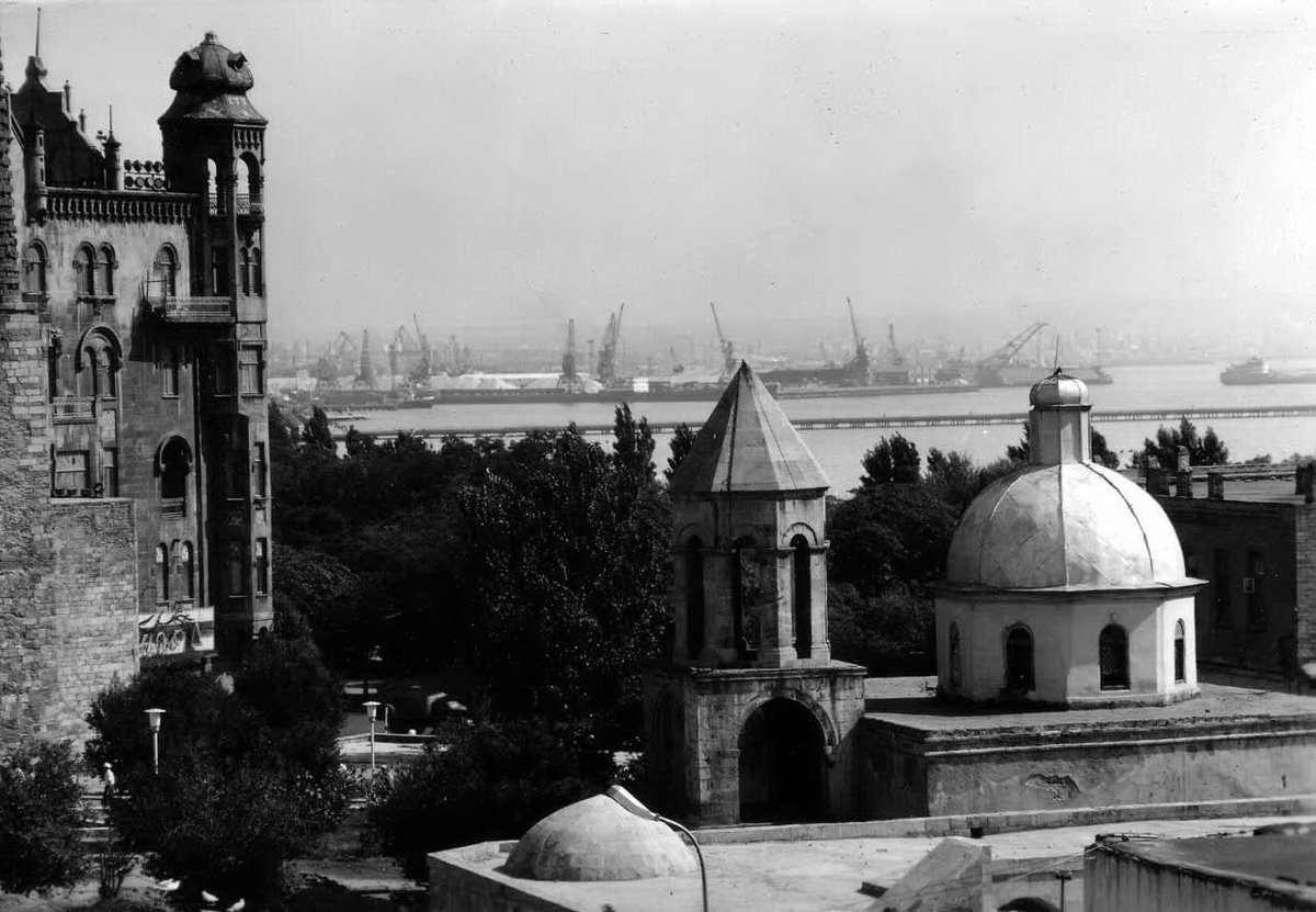 You can see the  #Armenian Church of the Holy Mother of God again here in the late 19th and early 20th centuries, standing next to  #Baku's infamous  #MaidenTower.