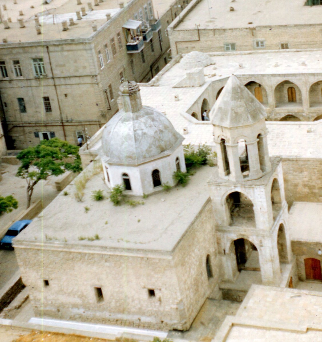 Here are some pictures of  #Baku's  #Armenian Church of the Holy Mother of God during the late soviet era.