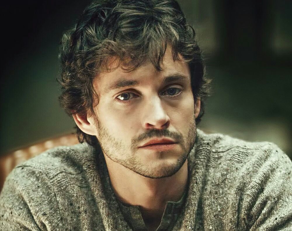will graham, hannibal. again identity issues. but also masking which is smth i do a lot (which for me creates "quiet" bpd which is a stupid label to me but basically i just internalize my feelings) he obv has other stuff going on in canon but yeah my bae