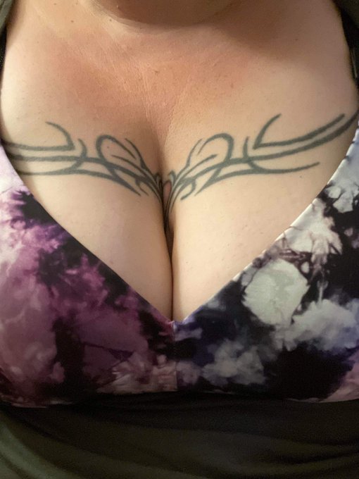 Do you like my new bra?? Anybody want to see more?!? If we get enough likes we might post one with no<a href="/tag/wifey"class="tags"><span>#wifey</span></a><a href="/tag/kinky"class="tags"><span>#kinky</span></a><a href="/tag/tattooed"class="tags"><span>#tattooed</span></a><a href="/tag/bbw"class="tags"><span>#bbw</span></a><a href="/tag/horny"class="tags"><span>#horny</span></a><a href="/tag/pawg"class="tags"><span>#pawg</span></a><a href="/tag/twitterafterdark"class="tags"><span>#twitterafterdark</span></a>