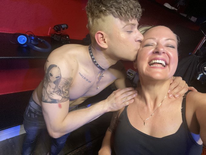 4 pic. Such an awesome day. Love u guys! @rickylark1n @BrianBondsXXX @TheColbyJansen @DanielvHausser