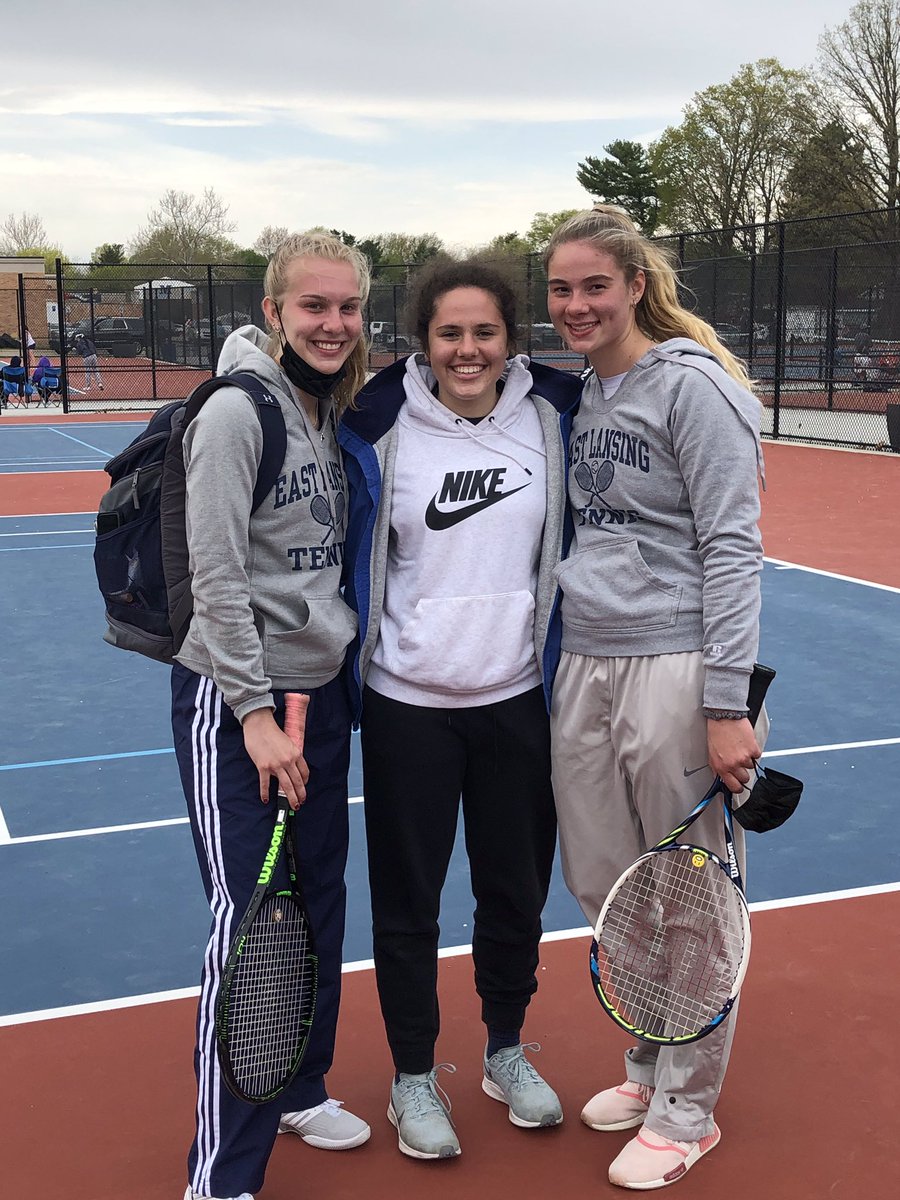 ellamiller33's tweet photo. Had so much fun at the Mason invite today! Our team won the tournament, and @annelise004 and I took first in our doubles flight. Go trojans!!!💙🎾 #elvt @eltrojans https://t.co/4FNwFZL11n