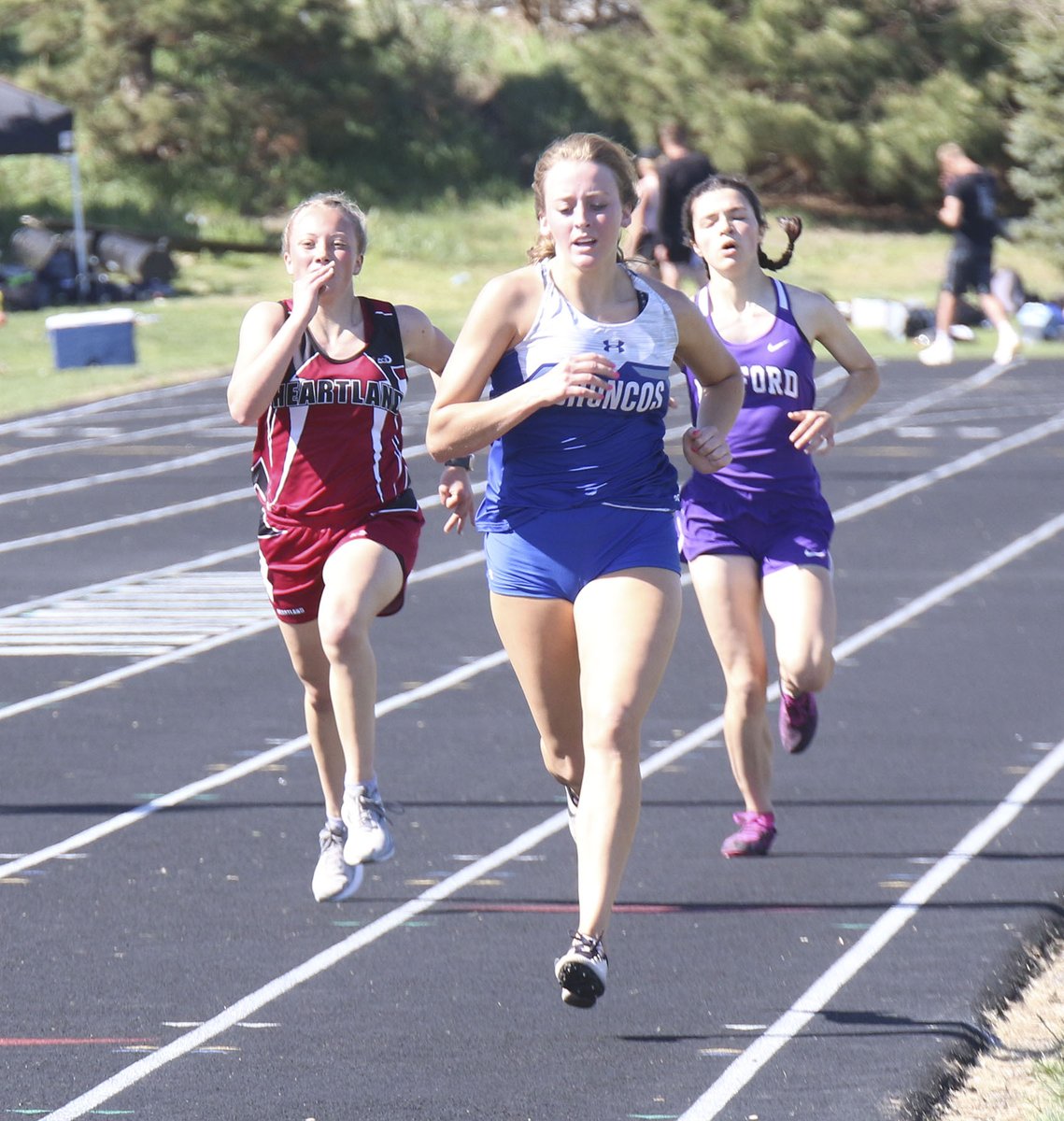 SCIStephanie's tweet photo. TR: @DayleeDey of @cpsbroncos is a winner again, taking gold in the 1,600-meter run at the Southern Nebraska Conference meet. #broncoblue #conferencechampion #windwhatwind https://t.co/ZUnemrDLTO