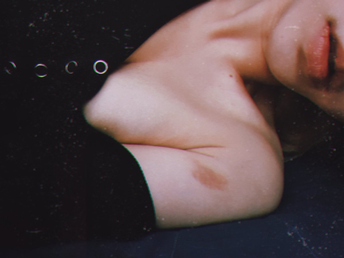 니꺼라고 물고빨아주는게 제일 쥬아♡
#섹트 #커플만남