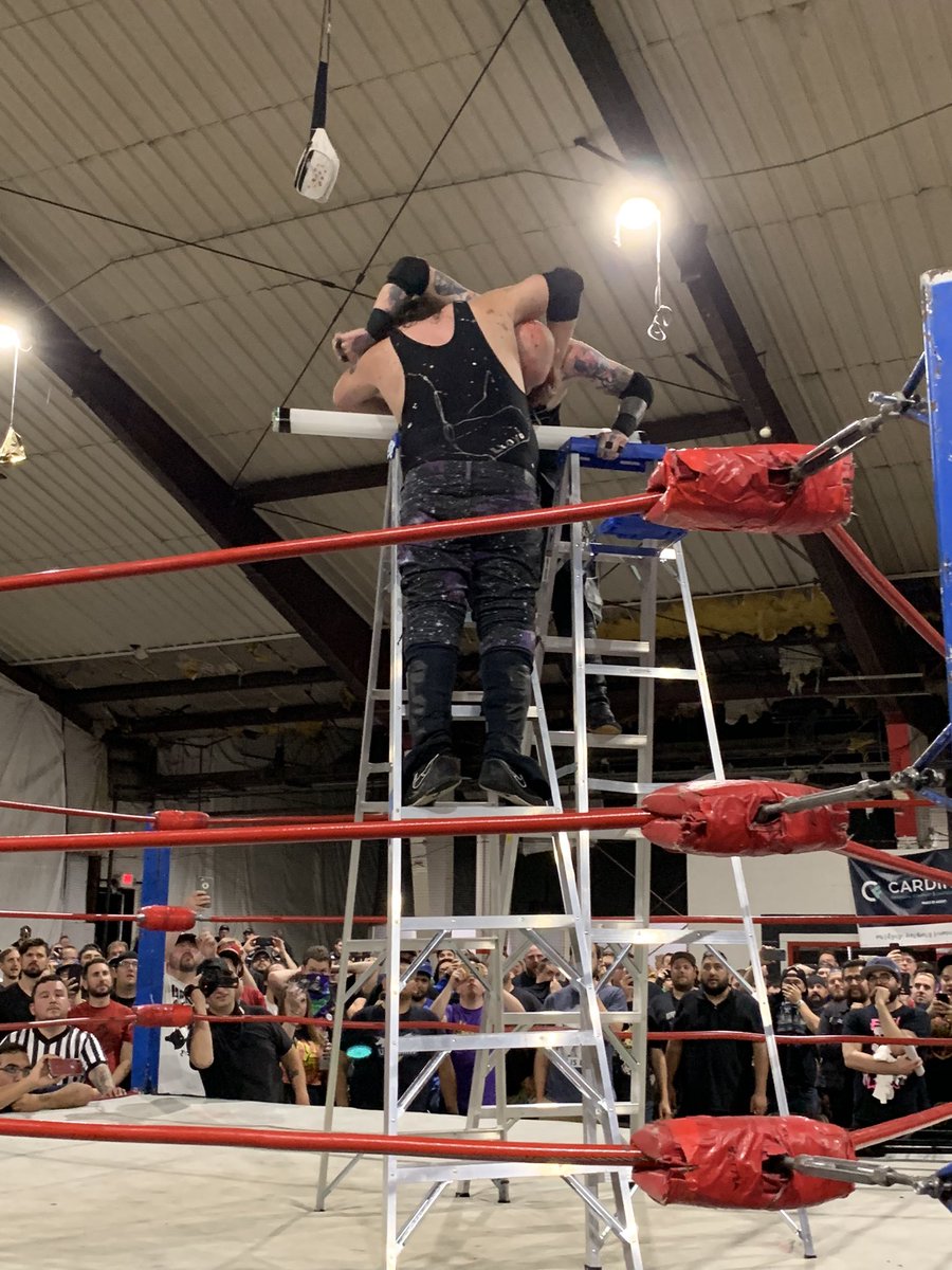 ScrewballSq's tweet photo. So, a few highlights of DLC since it’s being shown on FITE. #2cupsstuffed #gcwashes https://t.co/tdYTOQbriH