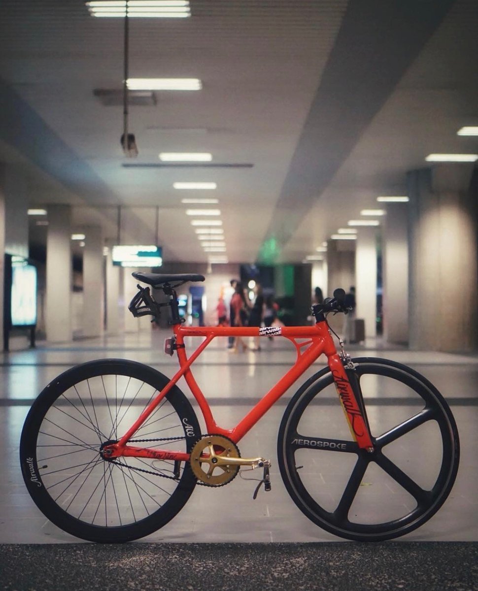 MHMMDFZ's tweet image. Selling Airwalk Airtrack w front Aerospoke $500