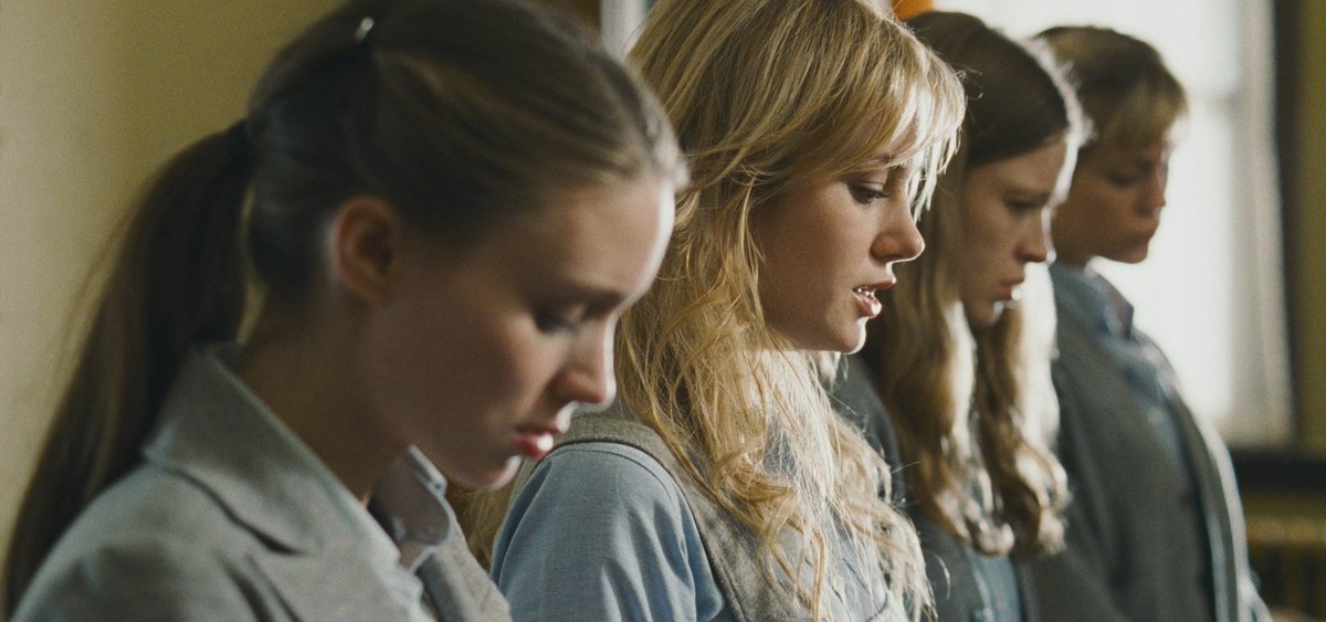 Em 2009, Brie participou dos filmes Just Peck (Só Peck) como Emily e Tanner Hall como Kate.