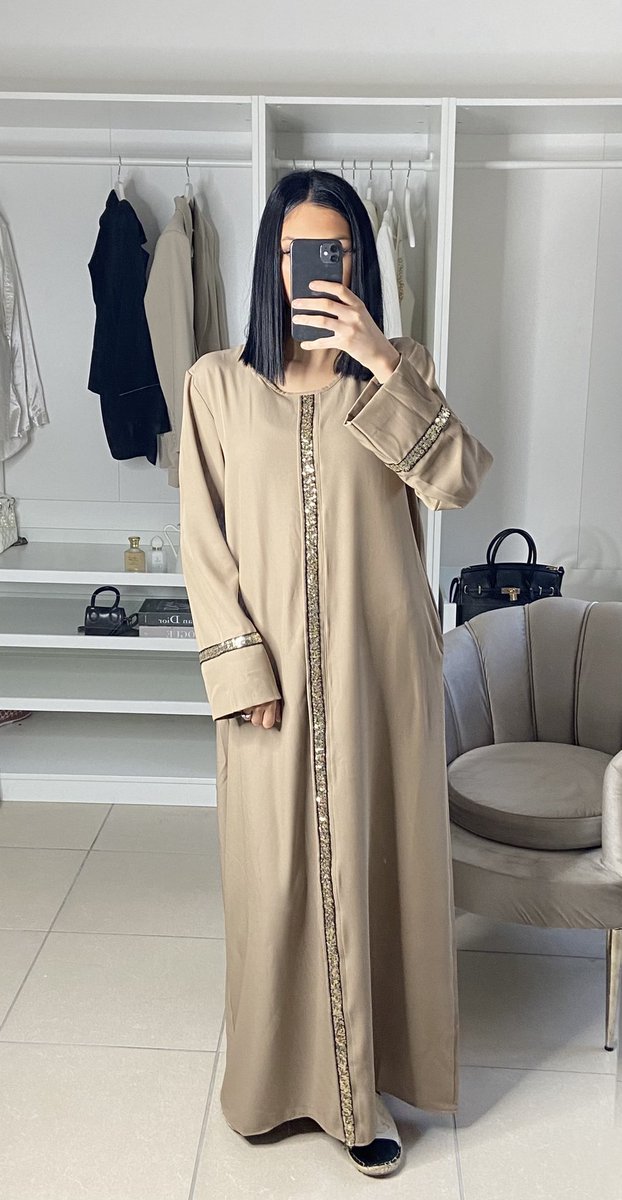 outfitby's tweet photo. Helllo les filles jusqu’à ce soir minuit code promo de 10% 
Les djellabas revienne à 13€ et les abayas à 18€.
Plein de nouveautés spéciales ramadan et Aïd ! 
« TW10 » ce dimanche jusqu’a 00h
https://t.co/Nmi5sdWzKI https://t.co/dmFT4Ocequ