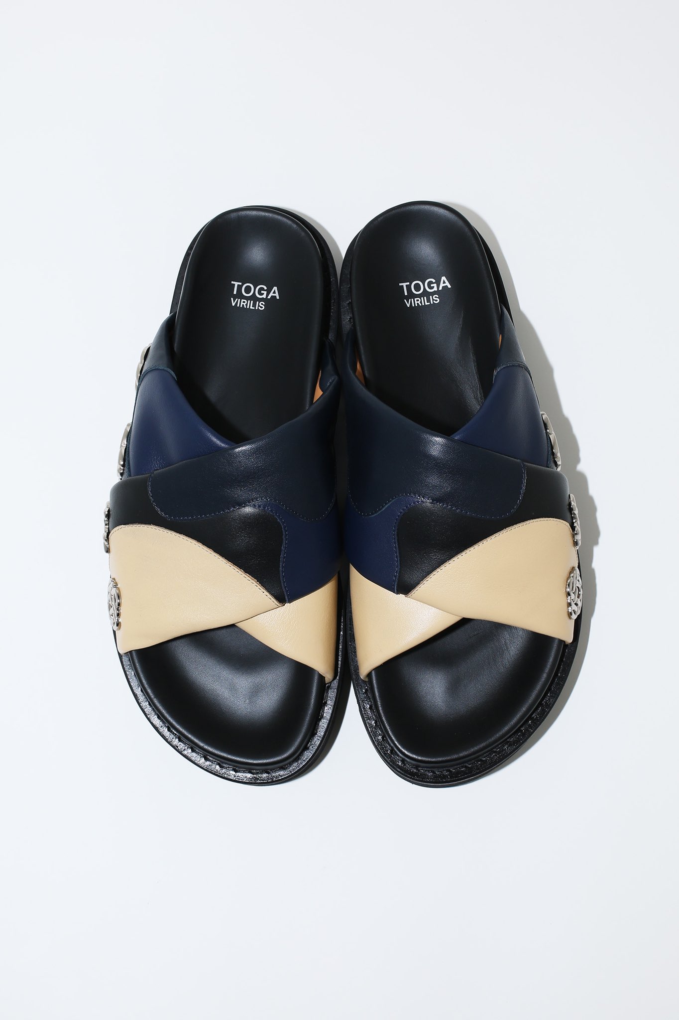 TOGA ARCHIVES على X: 